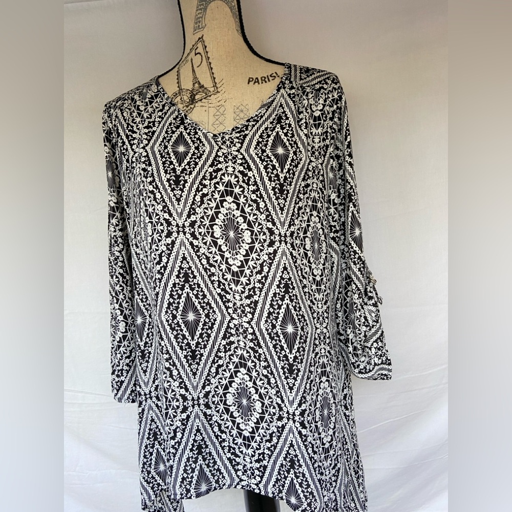 Zac & Rachel Monochrome Floral Blouse